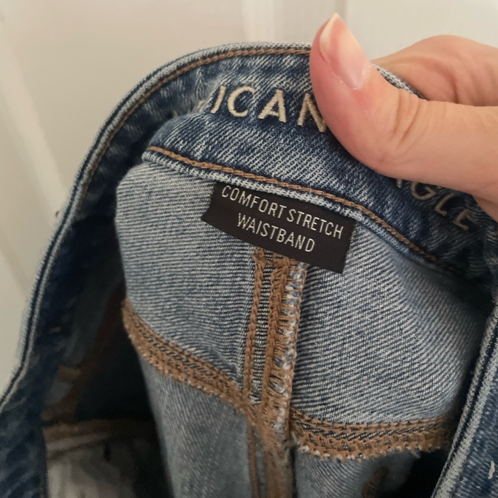 AEO Cool Classic Ripped Mom Jeans - Picture 11 of 11